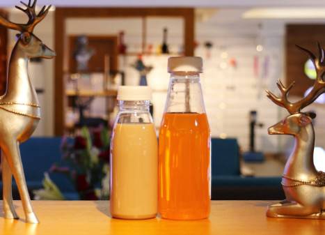 factory wholesale  beverage bottle/juice bottle/mineral water bottle/PET bottle/plastic bottle/support customization
